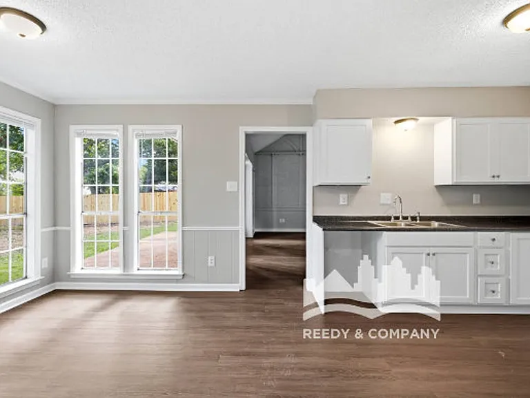 6213 Holly Park Dr — Photo 21