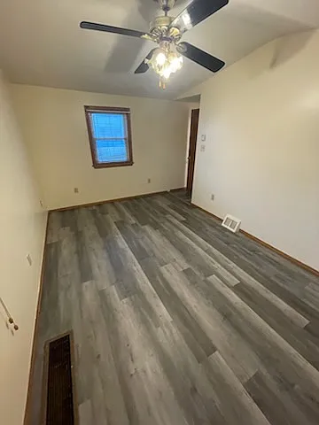 915 Arcadia Ave — Photo 6