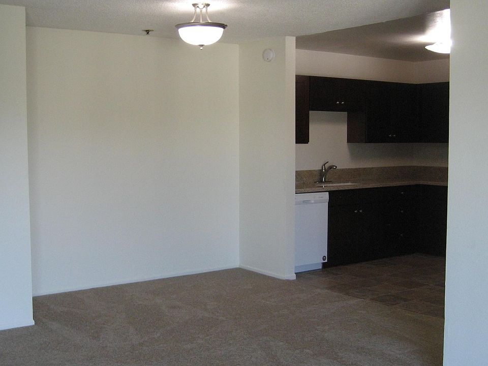 1st image of 1830 Thomas Ave Unit 4E