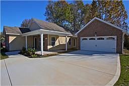 2nd image of 1901 Sage Meadow Ln