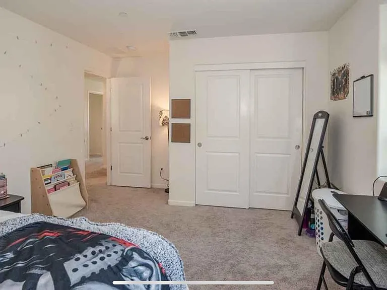 1160 Dartmouth Cir — Photo 13