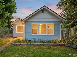 Oak Lake Villa, Seattle, WA 98133