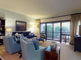 10445 Wilshire Blvd APT 202, Los Angeles, CA 90024