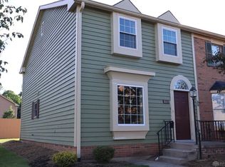 2622 S Kings Arms Cir, Dayton, OH 45440