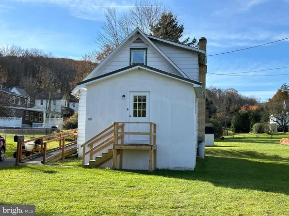 1111 Woodland Rd, Clearfield, PA 16830