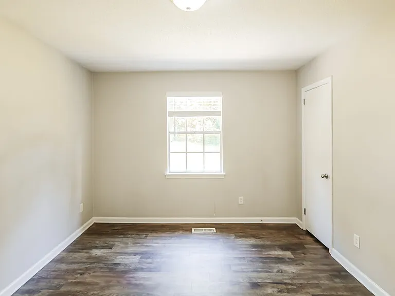 1760 Sonia Dr — Photo 15