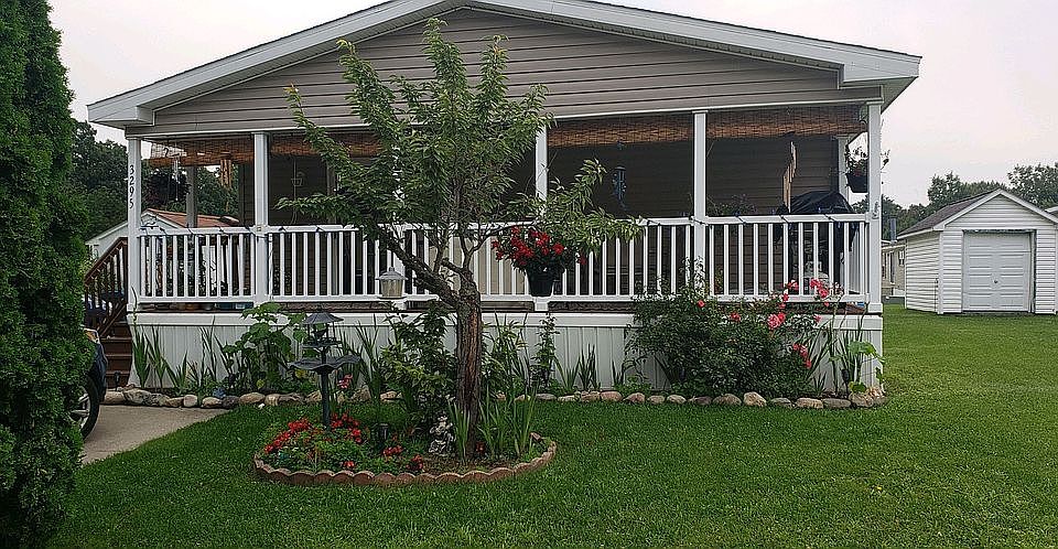 1st image of 3295 Meadowlark Ln