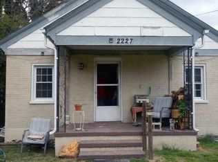 2227 Roanoke Ave SW, Roanoke, VA 24015