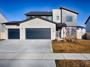 17568 N Raynolds Peak Way, Nampa, ID 83687