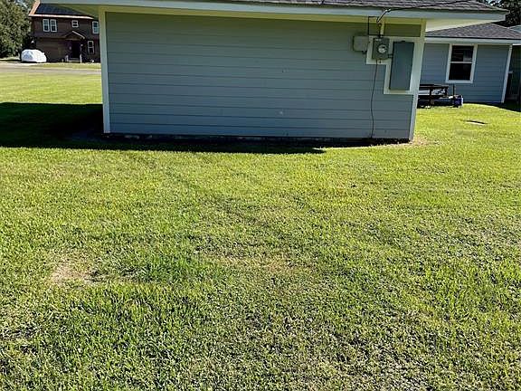 2nd image of 221 Kramer Place