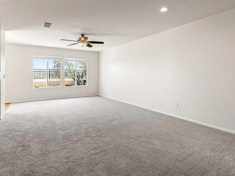 5020 Codorniz Way #22 — Photo 11