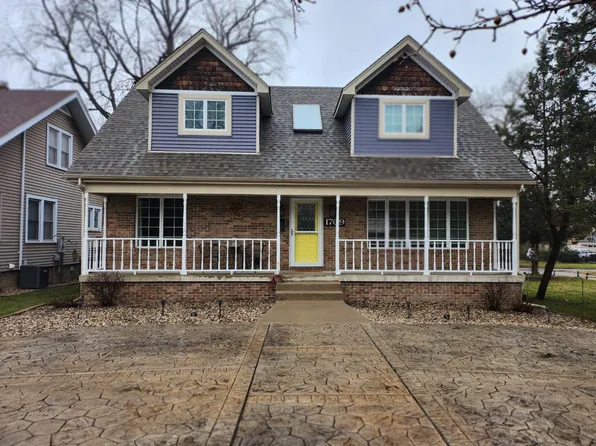 1709 Ridge Rd, Munster, IN 46321