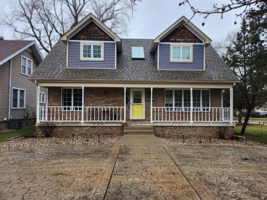 1709 Ridge Rd, Munster, IN 46321