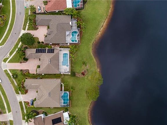 3rd image of 14550 Velleux Dr