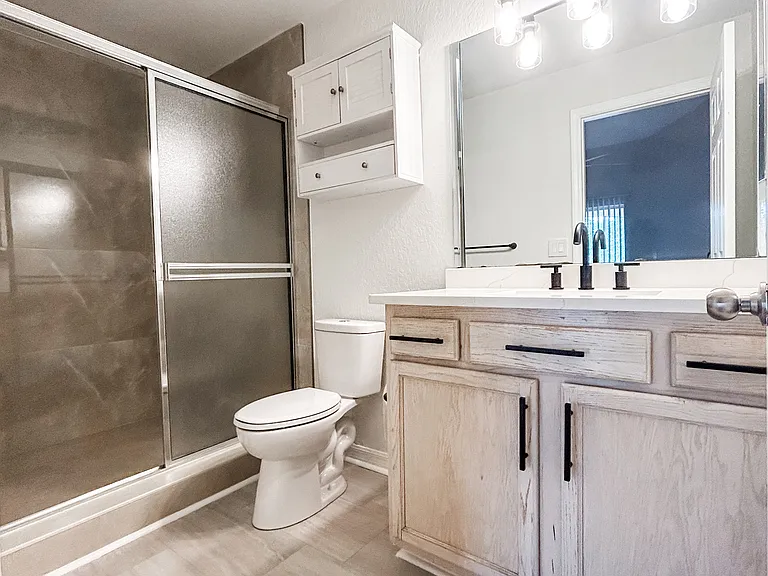 5035 Sunridge Palms Dr #202 — Photo 2