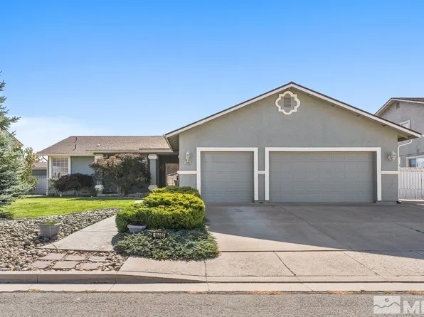 18482 Spicer Lake Ct, Reno, NV 89508