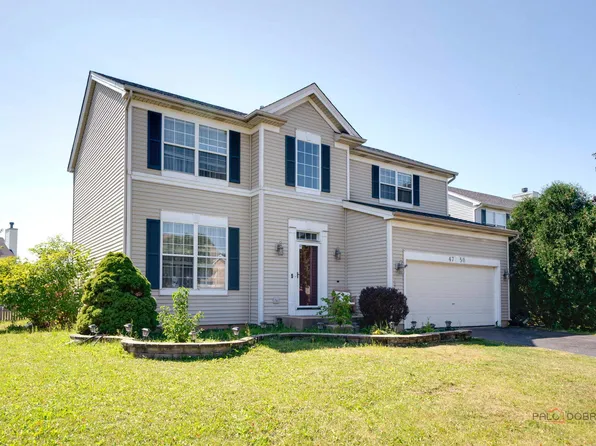 4750 Princeton Ln, Lake In The Hills, IL 60156