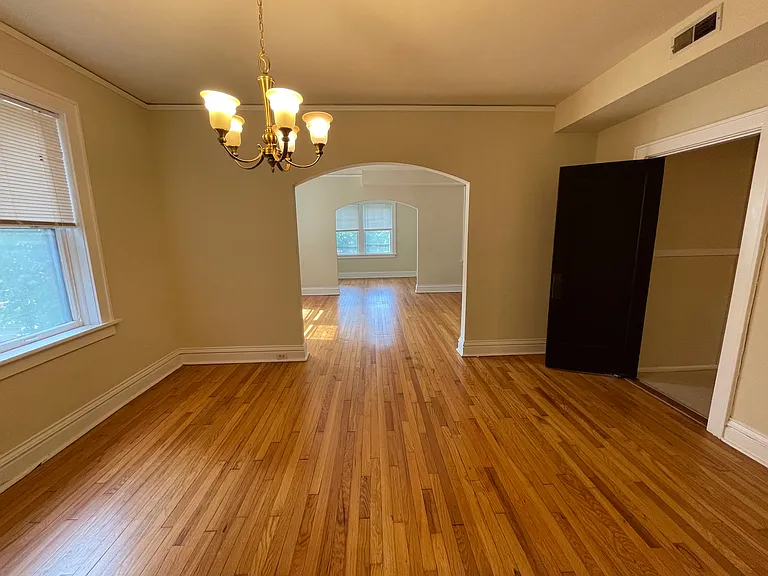 6817 Kingsbury Blvd — Photo 10