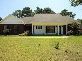 201 Laurel Brook Dr, Warner Robins, GA 31088