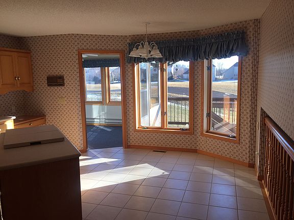 3rd image of 9006 Glen Edin Ln N