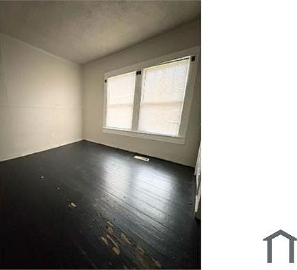 5th image of 4029 44th Ave N