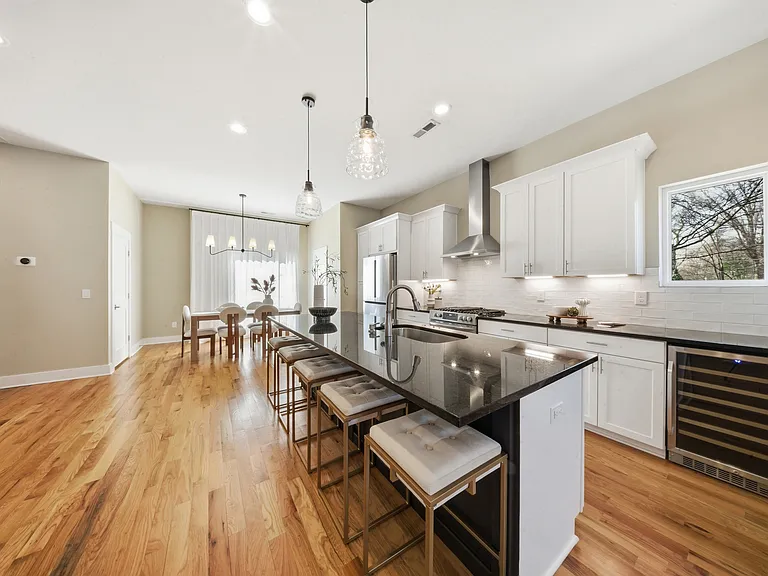 1602 Julia Maulden Pl — Photo 16