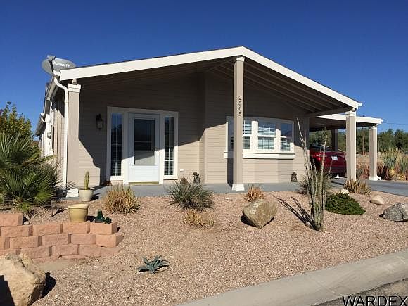 1st image of 2565 Hillcrest Park Dr
