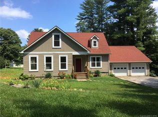 8 Bull Mountain Rd, Asheville, NC 28805