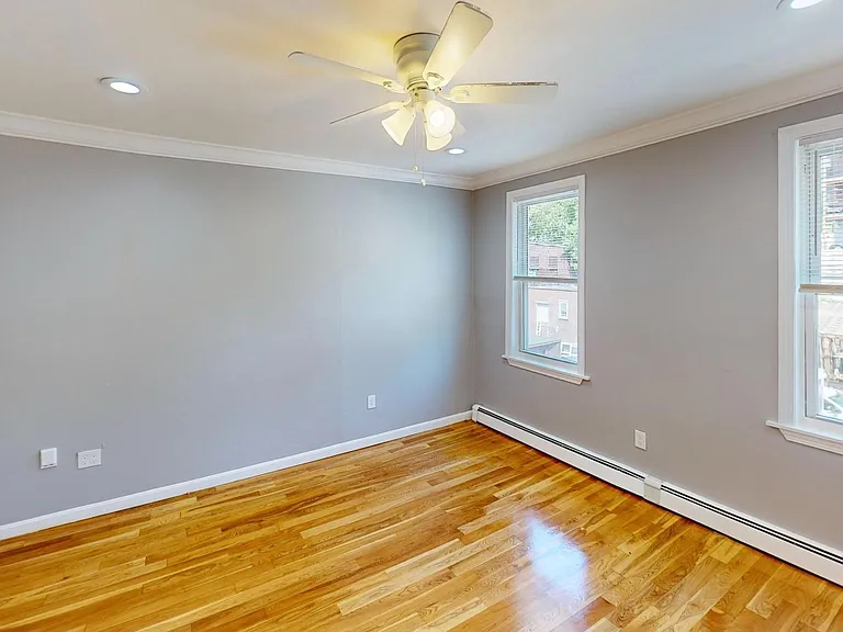 288 Highland St #3 — Photo 13