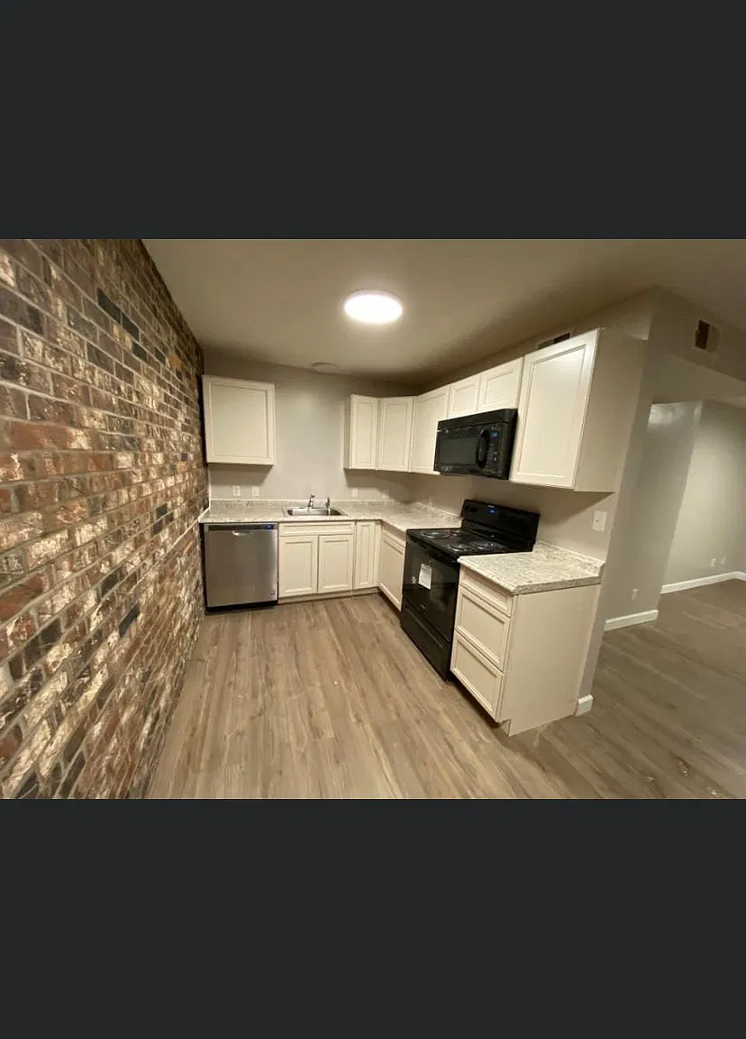2 bed, 750 sqft, $900 — Photo 4
