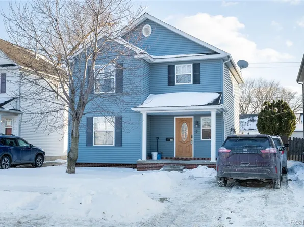 1750 E Woodruff Ave, Hazel Park, MI 48030