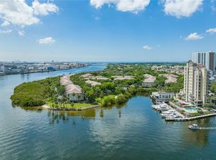 724 Coral Reef Dr, Tampa, FL 33602