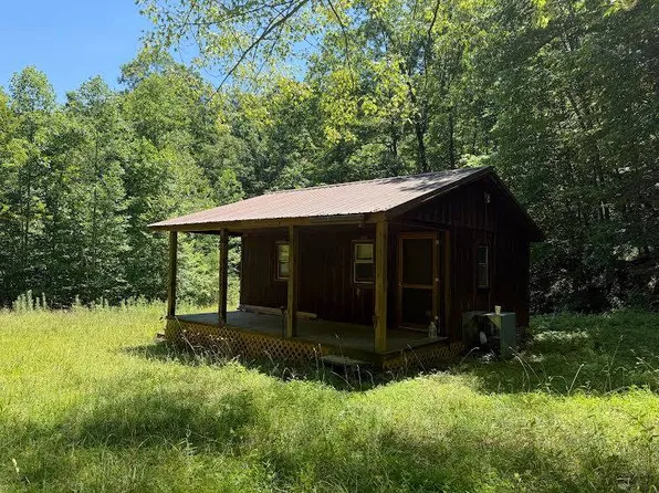 2275 Skull Bone Tower Rd, Stearns, KY 42647