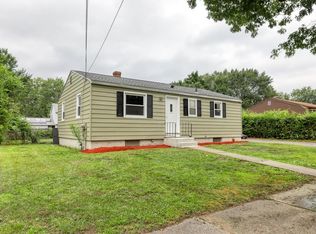 462 Berkshire Ave, Springfield, MA 01109