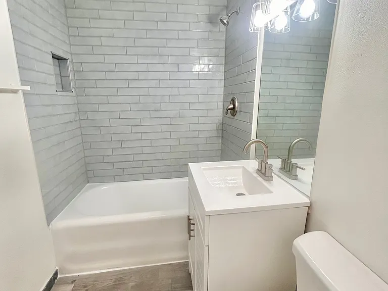 4217 Wycliff Ave #1BDDC — Photo 2