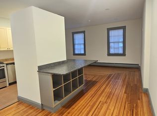 604 Chapel St #C, New Haven, CT 06511