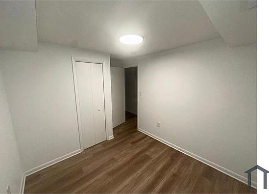 3rd image of 1327 I St NE