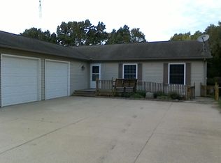 3392 Riverside Rd, Benton Harbor, MI 49022