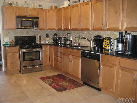 2nd image of 205 Forest Ave