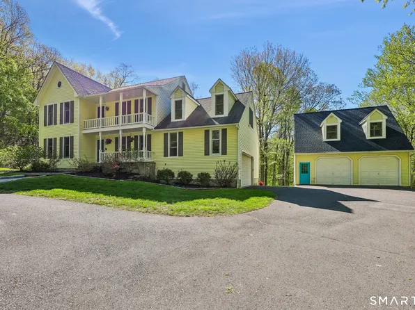 13 Aunt Pattys Lane West, Bethel, CT 06801