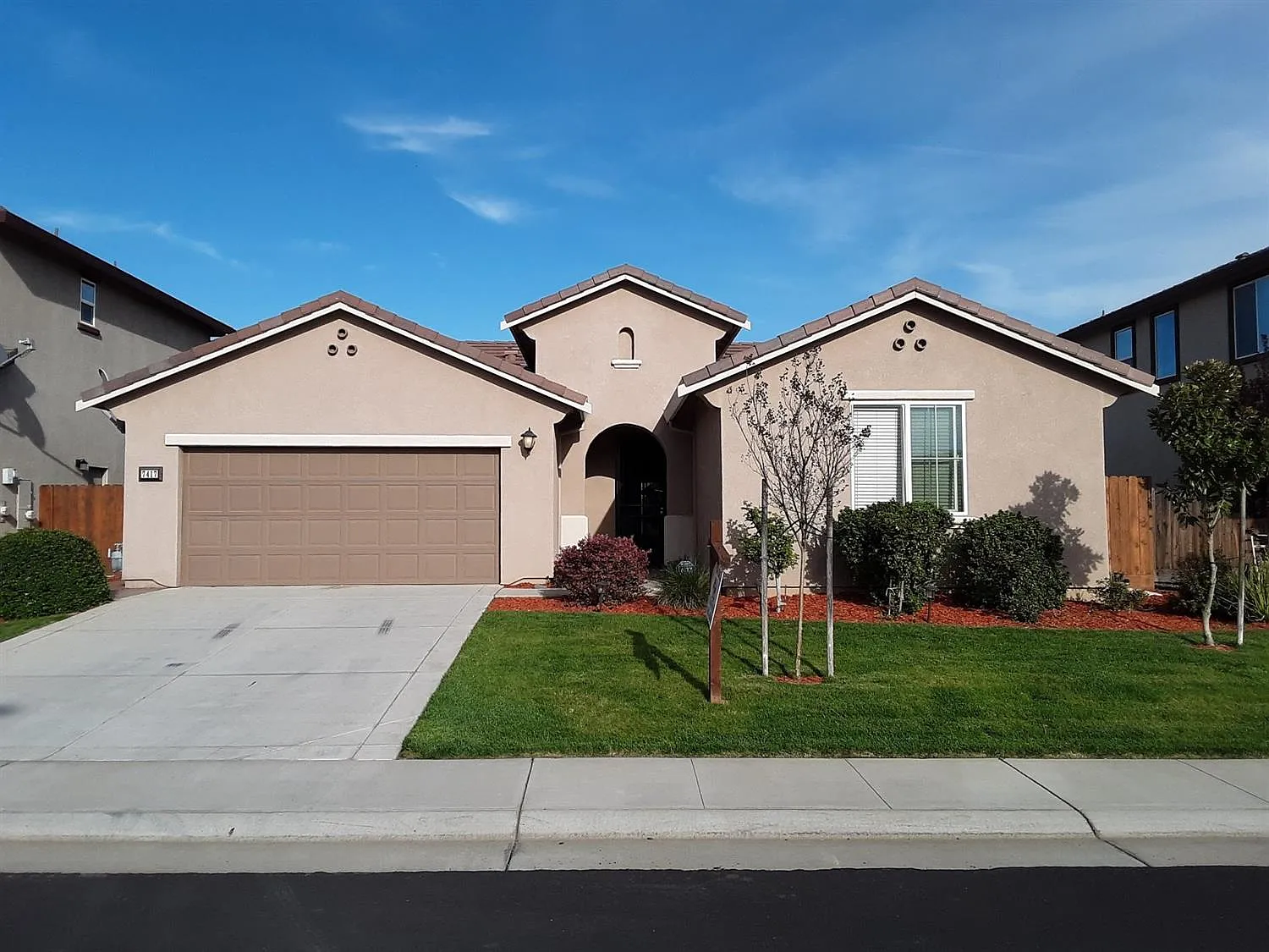 7417 Twin Acre Way photo 1