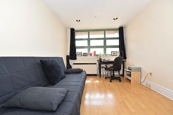 Rented by Keller Williams NYC | media 44