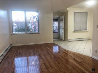 2414 E 17th St #2, Brooklyn, NY 11235