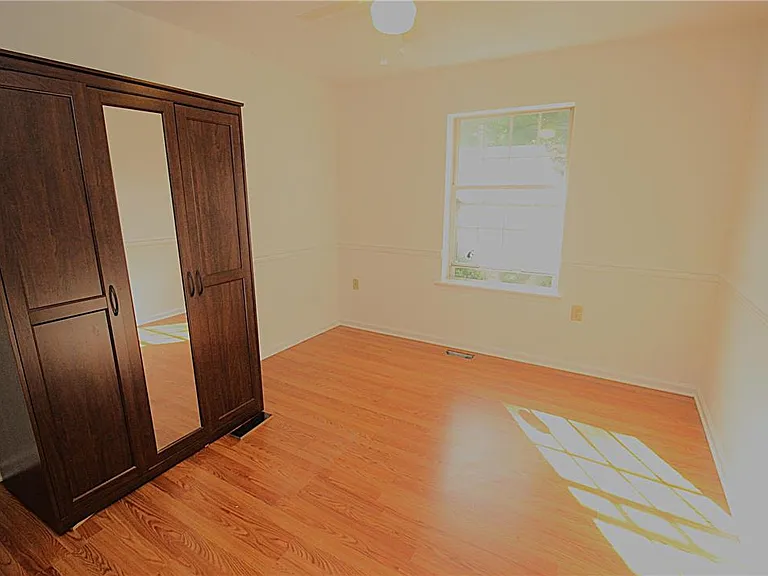 106 Founders Ct — Photo 22
