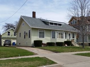 543 E Peckham St, Neenah, WI 54956