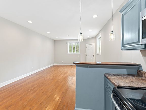 5th image of 1714 Reed St #A