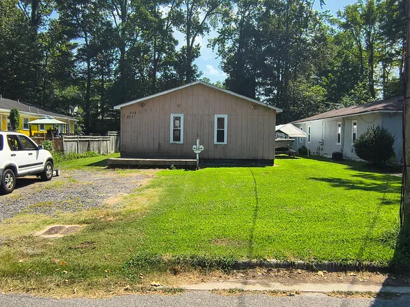832 13th St, Virginia Beach, VA 23451