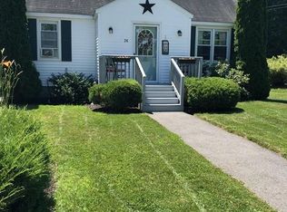 26 Ronald St, Fitchburg, MA 01420