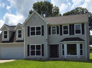 8495 Glendevon Ct, Riverdale, GA 30274