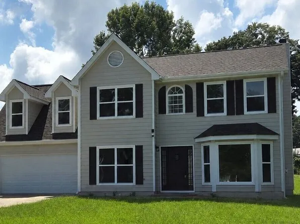 8495 Glendevon Ct, Riverdale, GA 30274